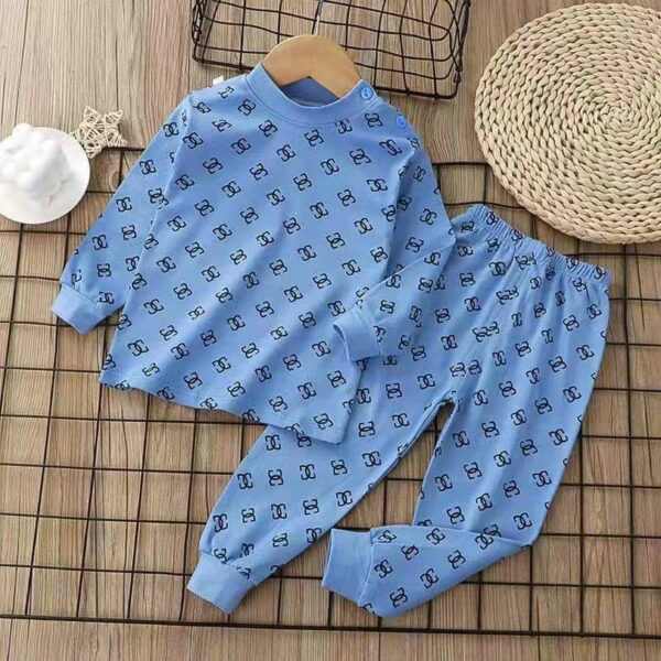 Baby's pajamas - Image 2