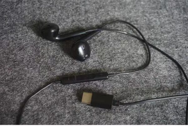 Earphone - Image 5