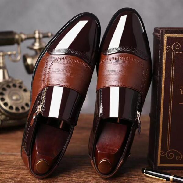 Men's business shoes