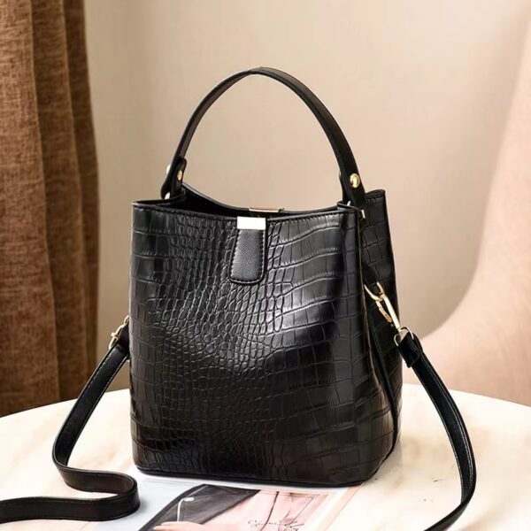 2022 new women's leisure bucket bag single shoulder - Image 4