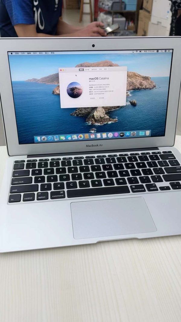 2015 Macbook Air - Image 4