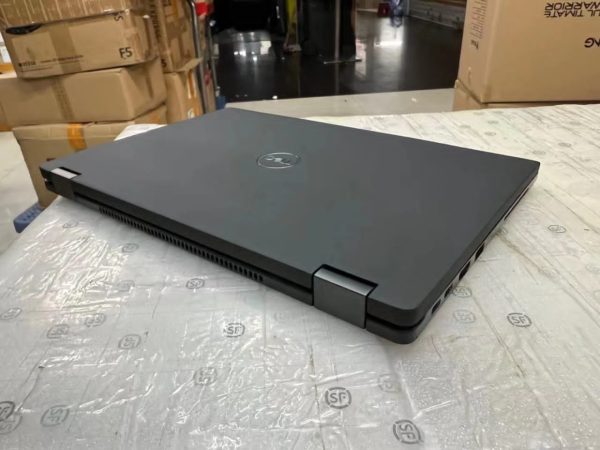 Dell laptop - Image 2